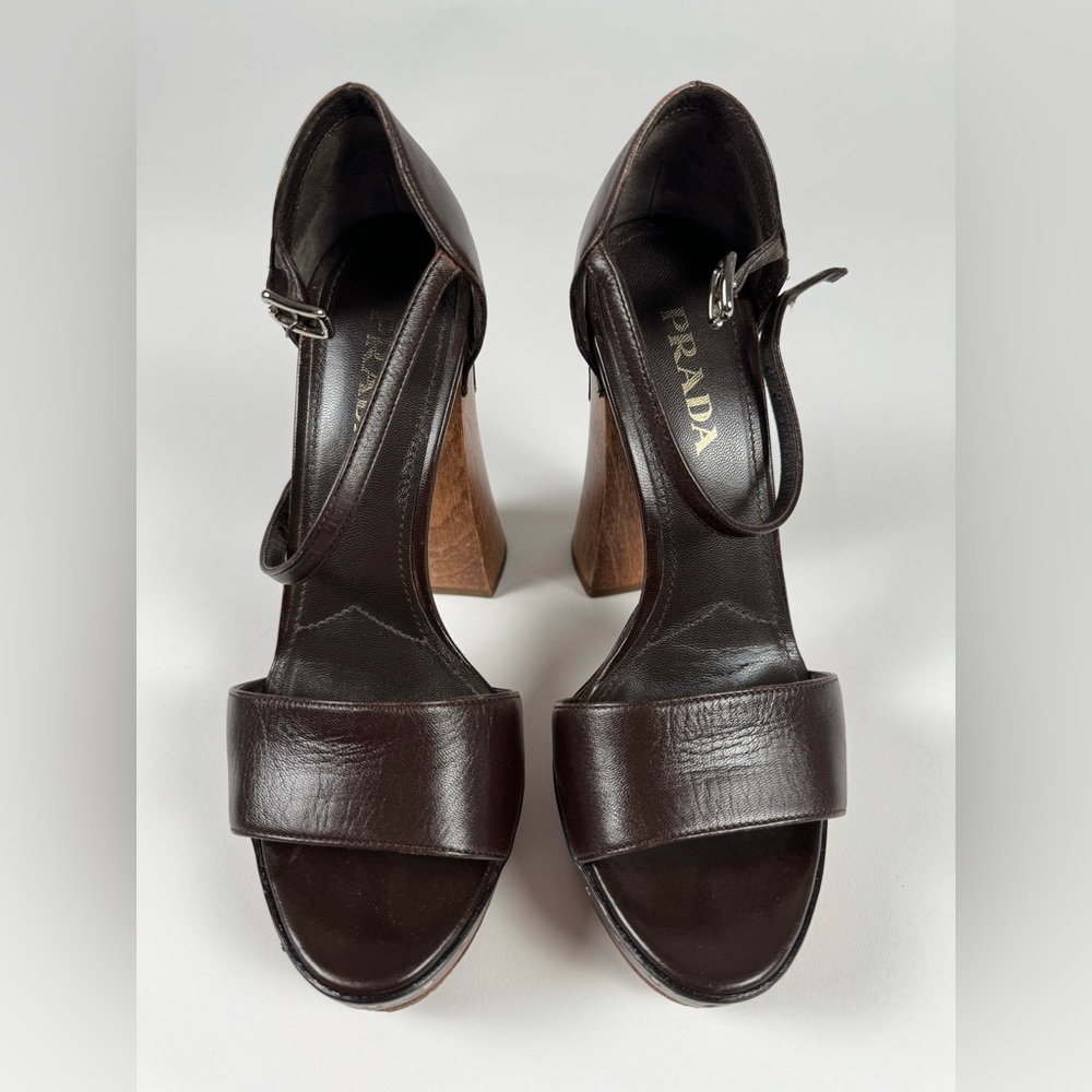Prada platform sandals, beautiful brown color, authentic w/ 2 Prada dust bags - Picture 4 of 13